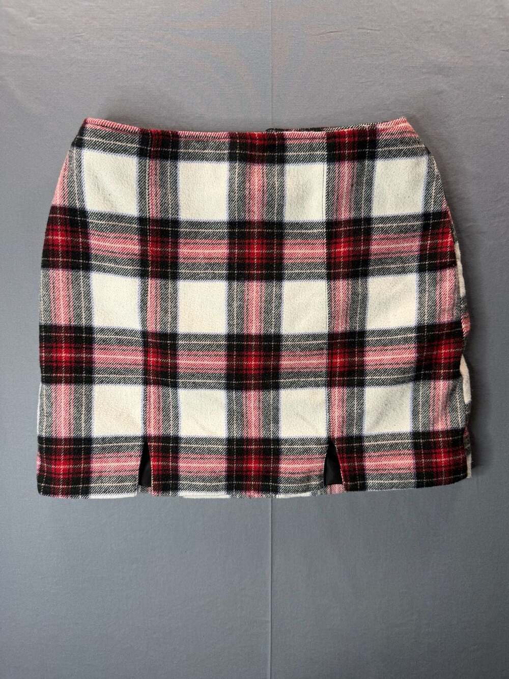 Hollister Ultra High-Rise Red White Black Plaid Wool-Blend Mini Skirt Medium